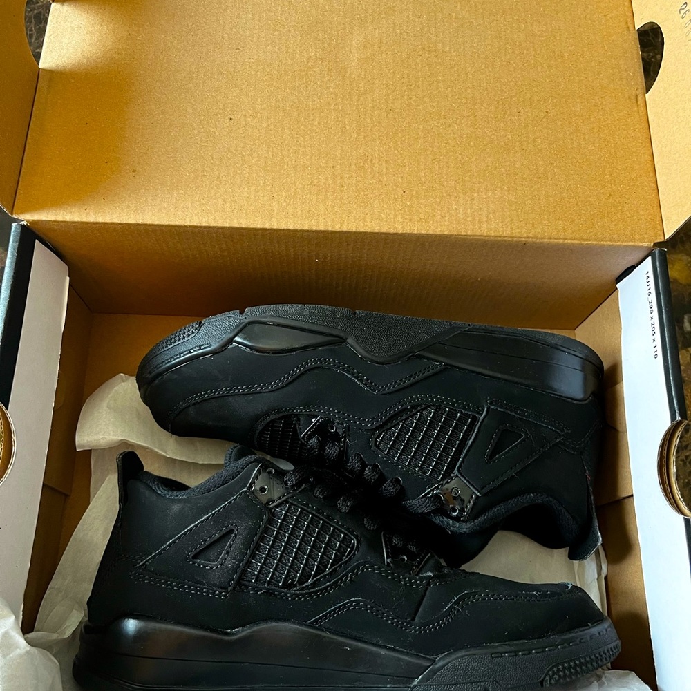 3y black cat 4 Jordan